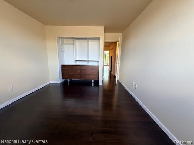 4913 Crooks Road G5 Property Photo 12