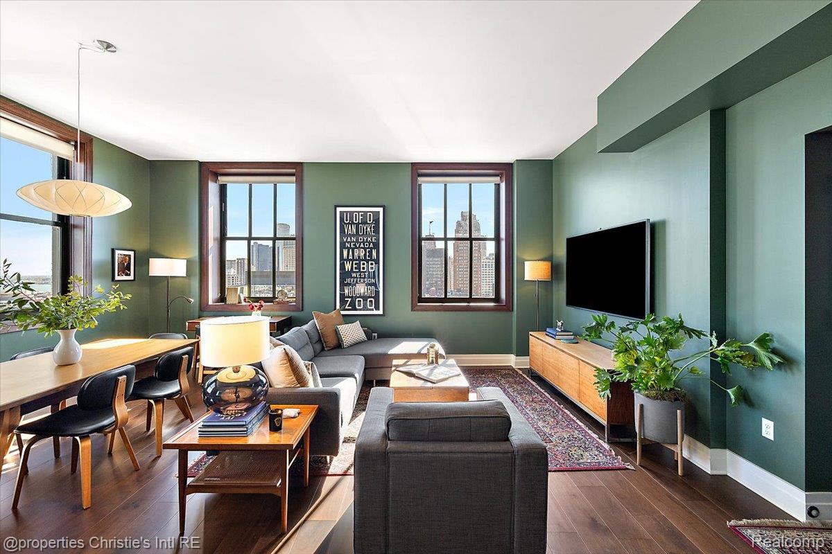 1 Park Avenue 1415 Property Photo 10