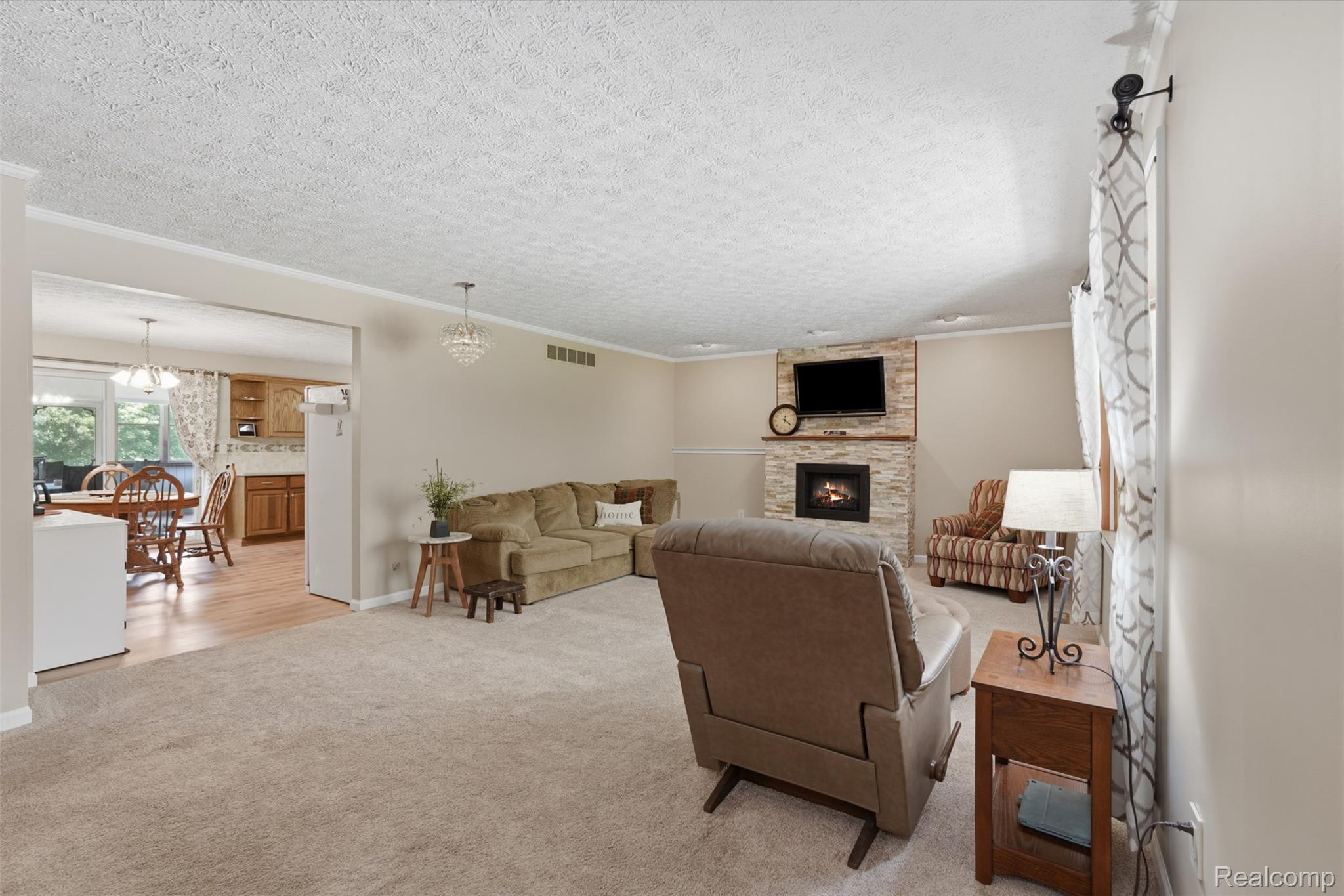 3843 Hooker Road Property Photo 2