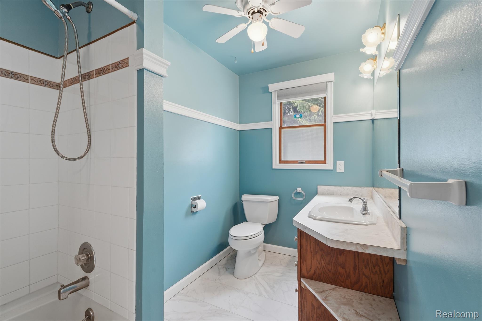 3843 Hooker Road Property Photo 16