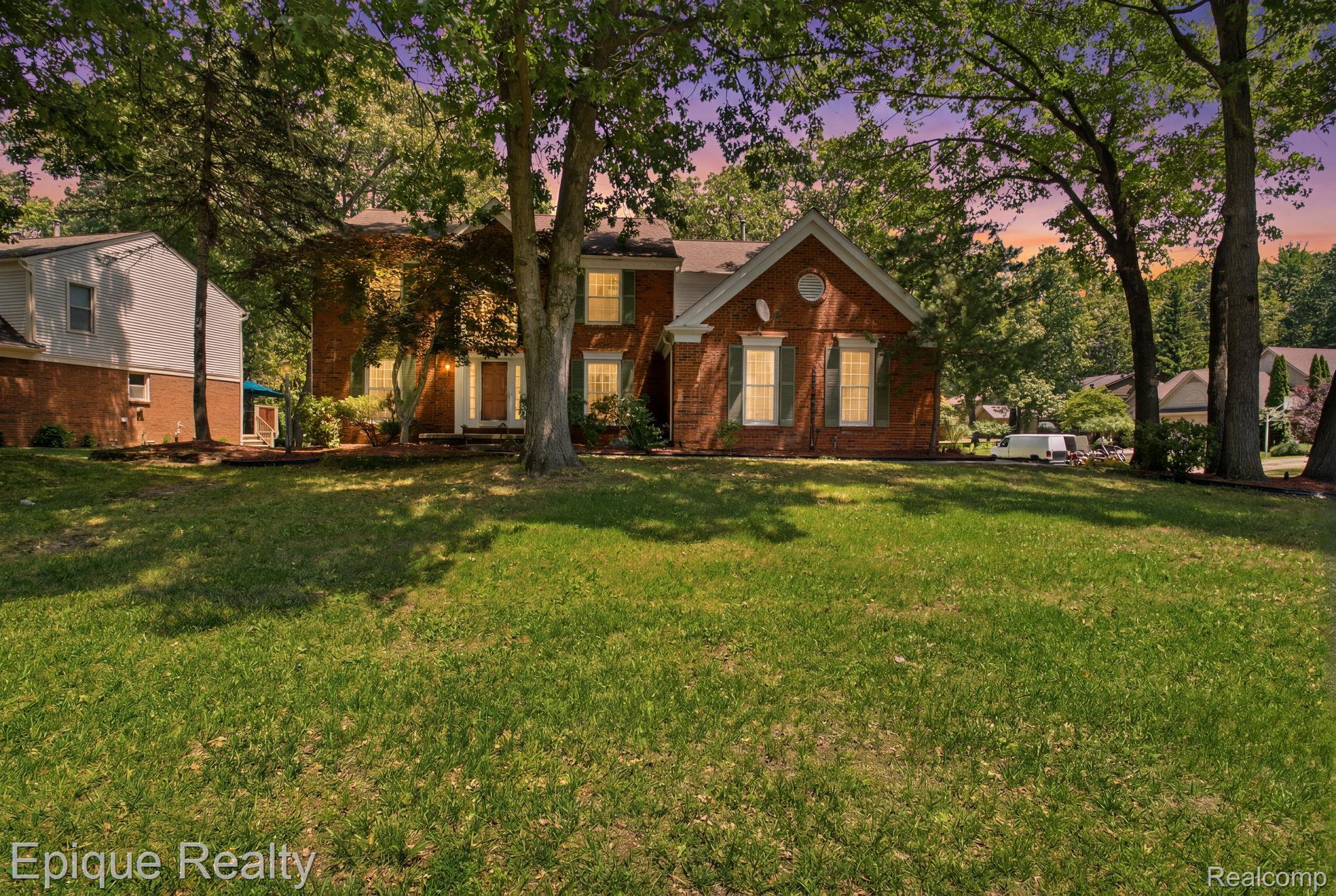 3261 Windwood Road Property Photo 1