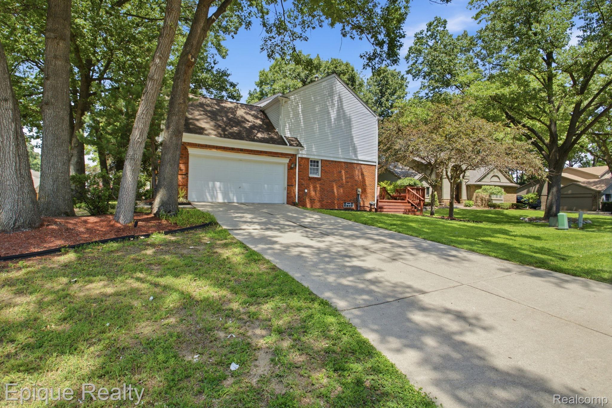 3261 Windwood Road Property Photo 3