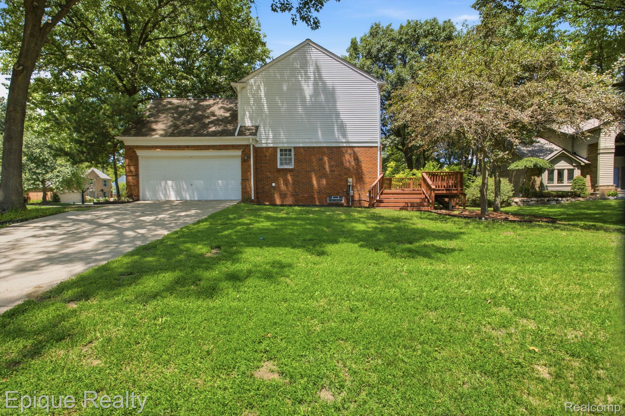 3261 Windwood Road Property Photo 4