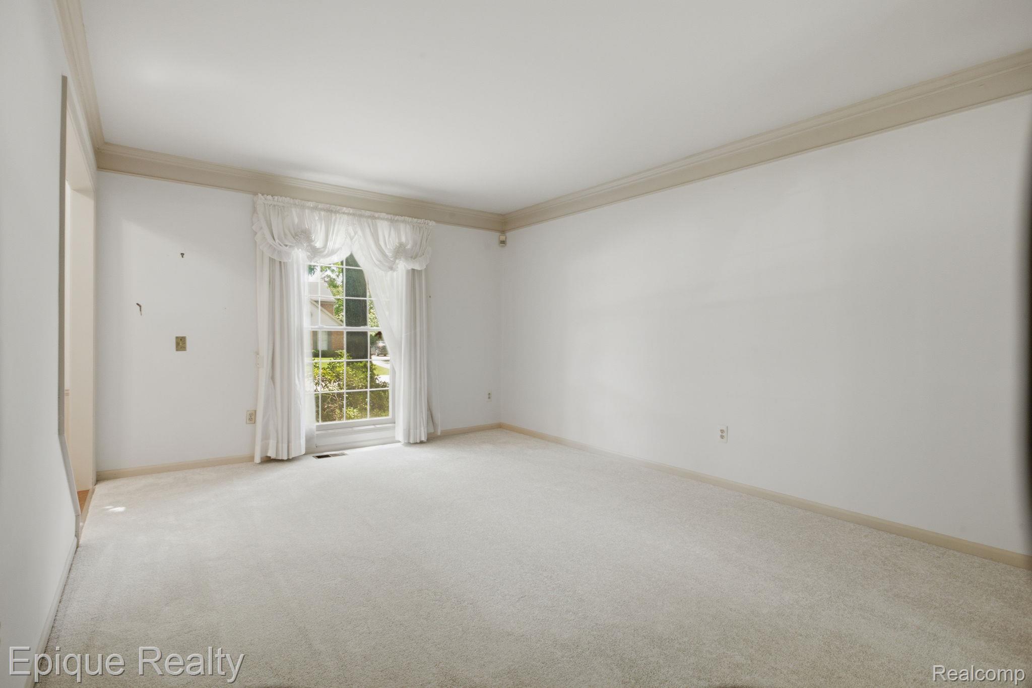 3261 Windwood Road Property Photo 8