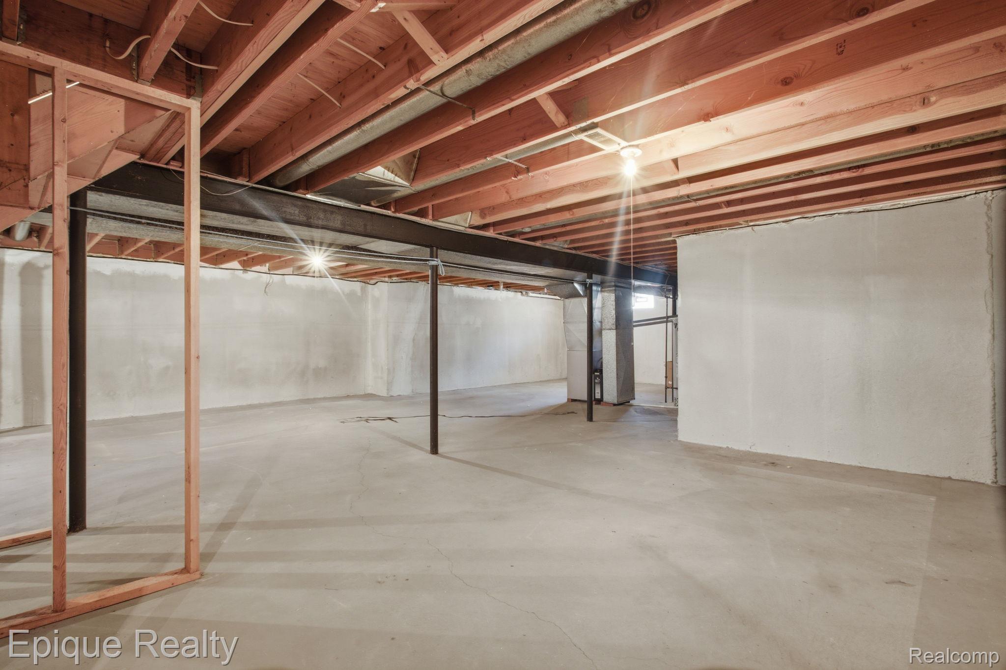 3261 Windwood Road Property Photo 32