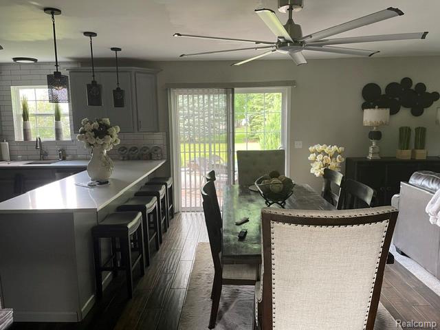 5827 Woodfield Parkway Property Photo 18