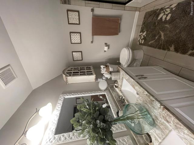 5827 Woodfield Parkway Property Photo 63