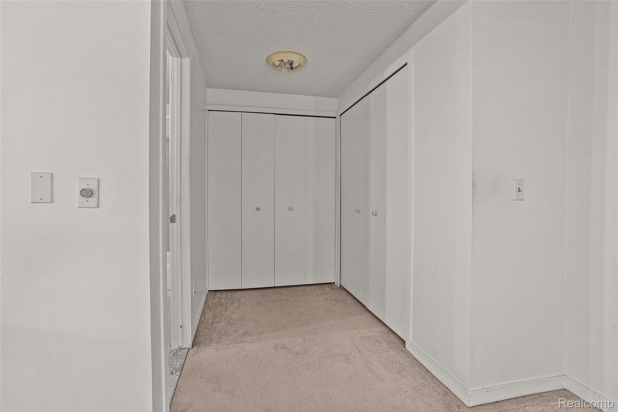 7147 Elmhurst Property Photo 15