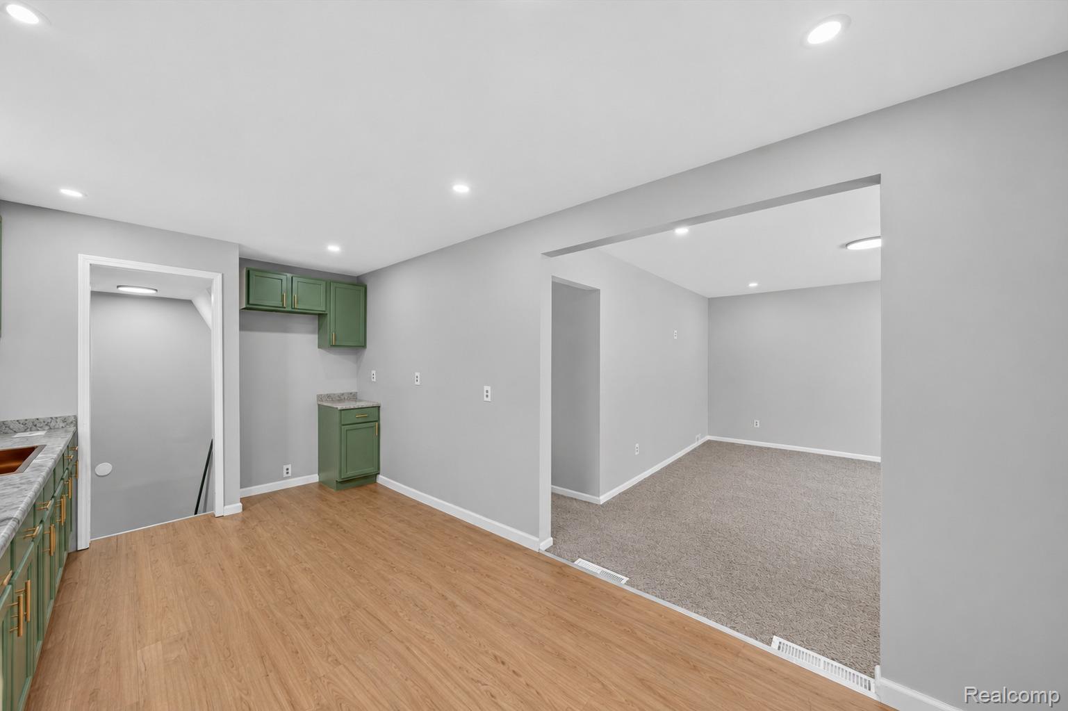 15024 Coram Street Property Photo 10