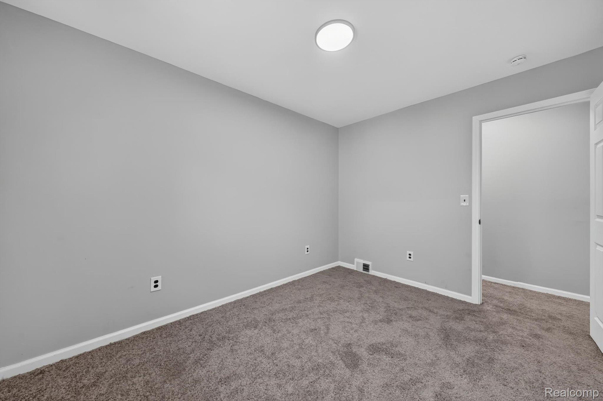 15024 Coram Street Property Photo 12
