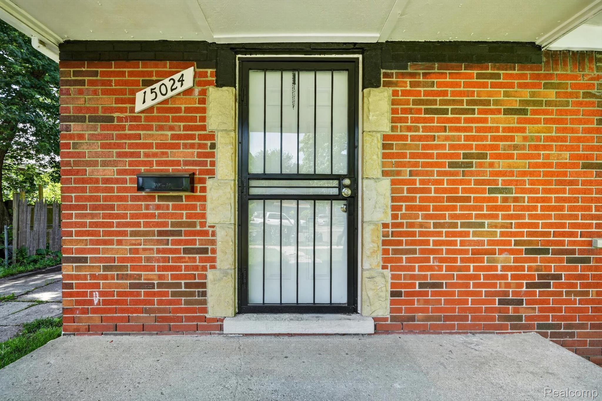 15024 Coram Street Property Photo 31