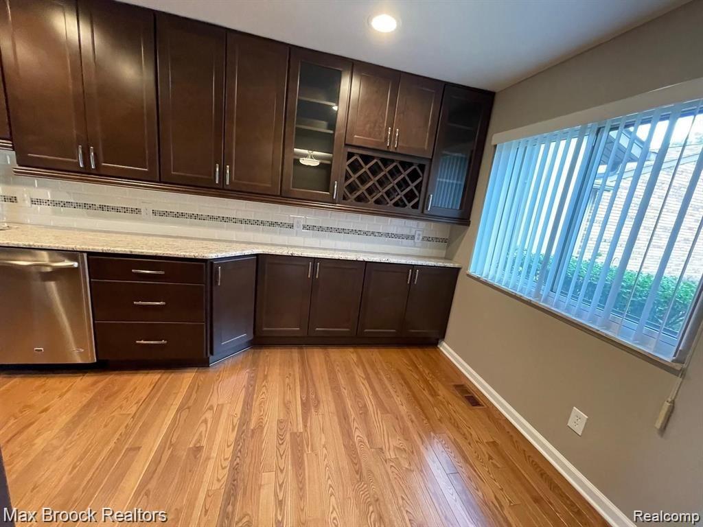 4585 Laurel Club Circle Property Photo 5