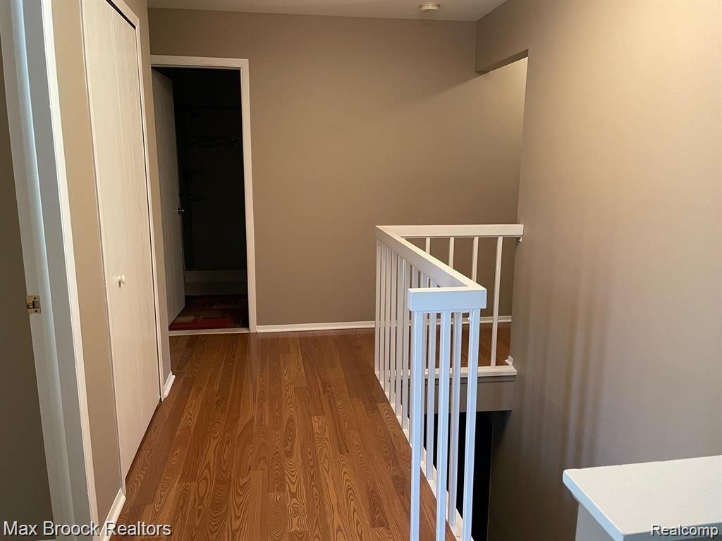 4585 Laurel Club Circle Property Photo 8