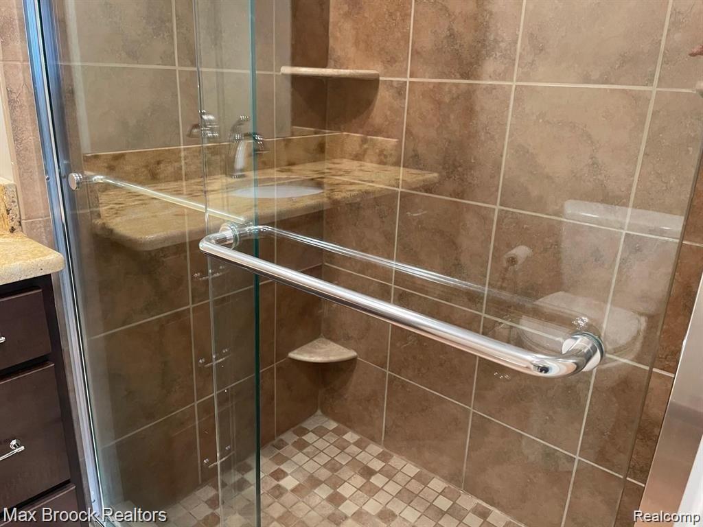 4585 Laurel Club Circle Property Photo 14
