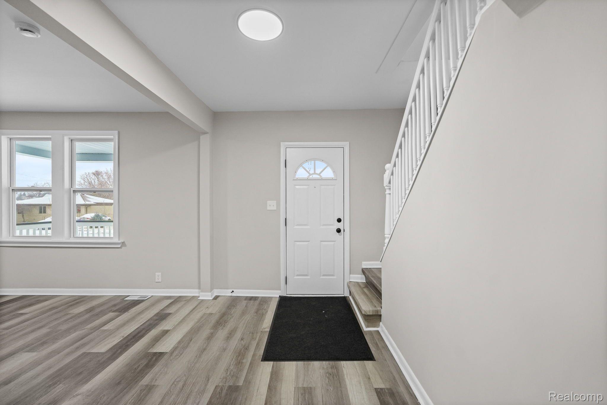 21902 Ridgeway Street Property Photo 18