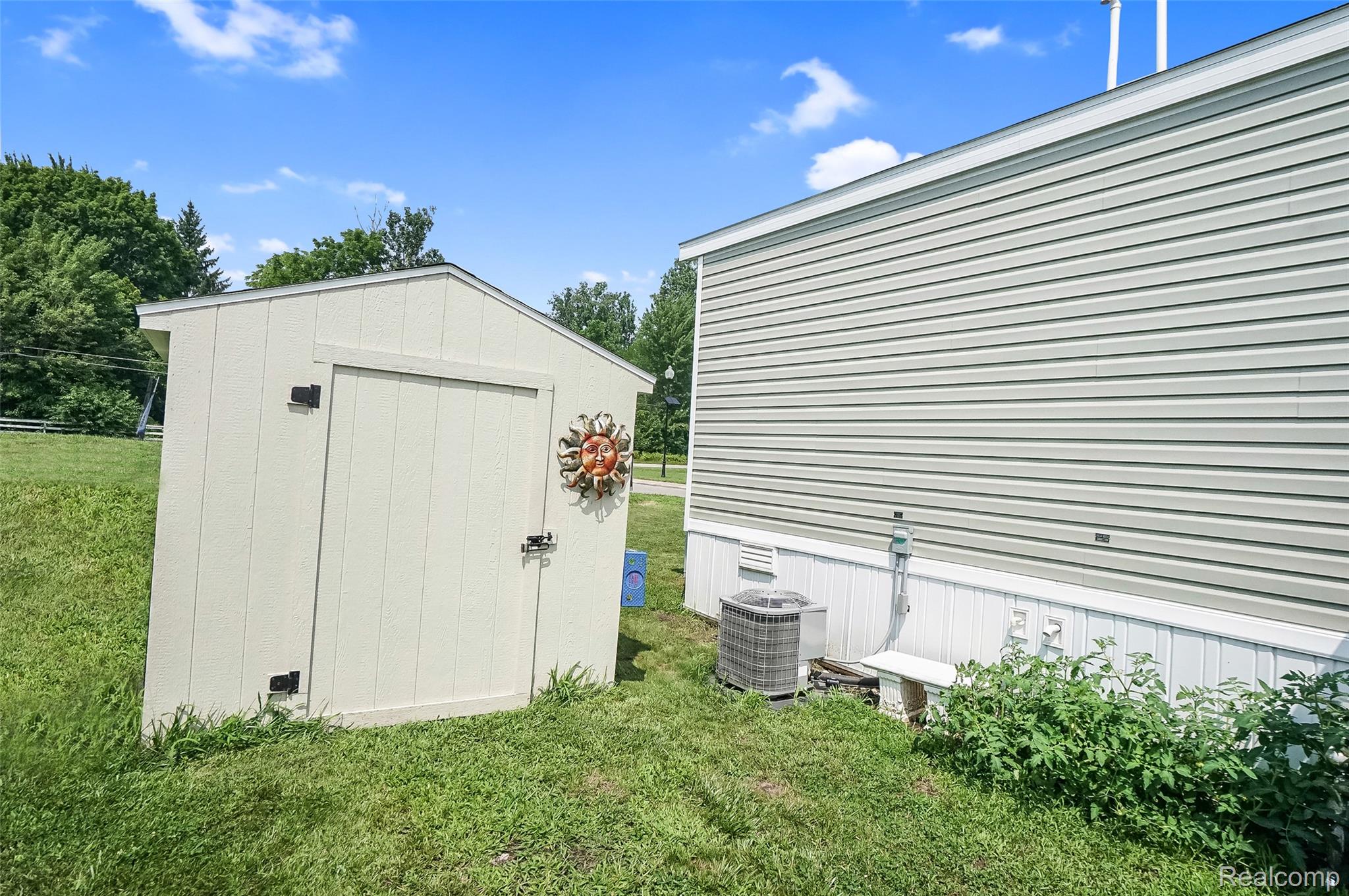 56 Arizona Property Photo 2