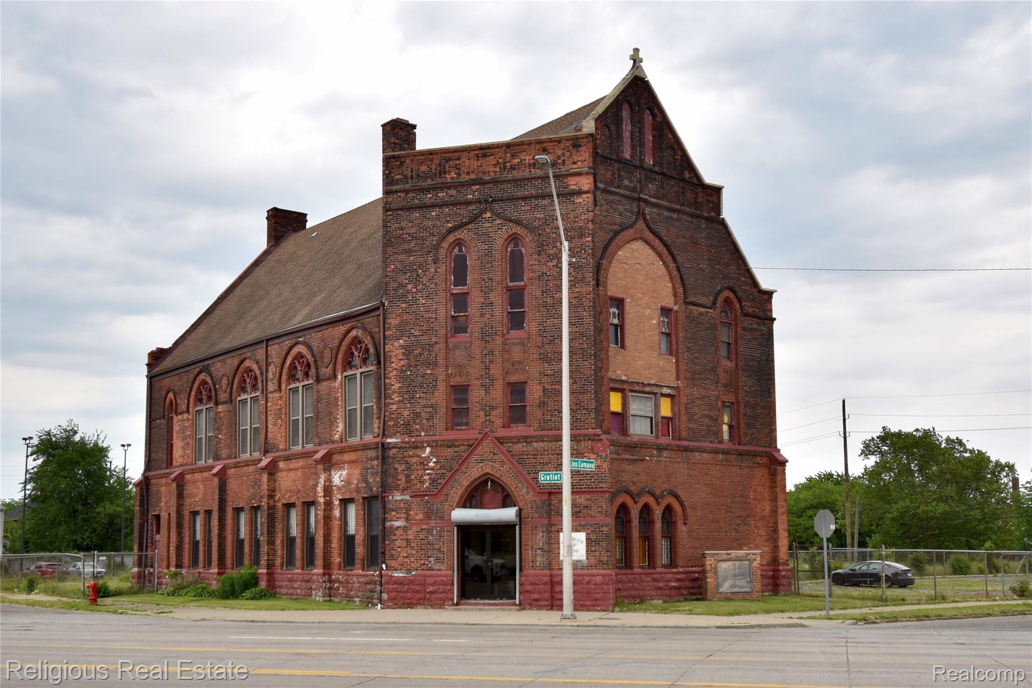 2900 Gratiot Avenue Property Photo 1
