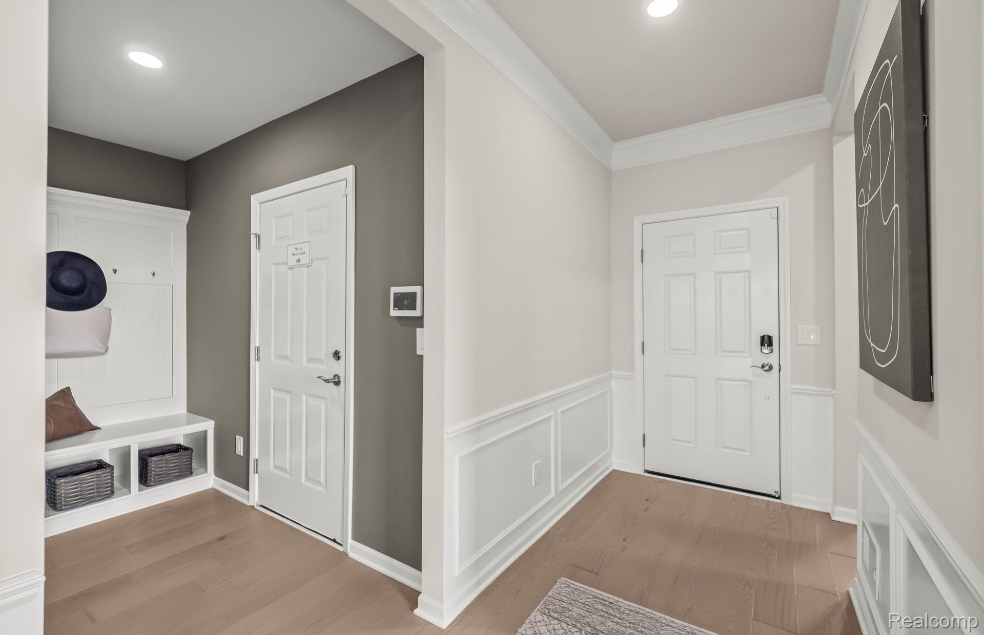3091 Wyvern Road Property Photo 4