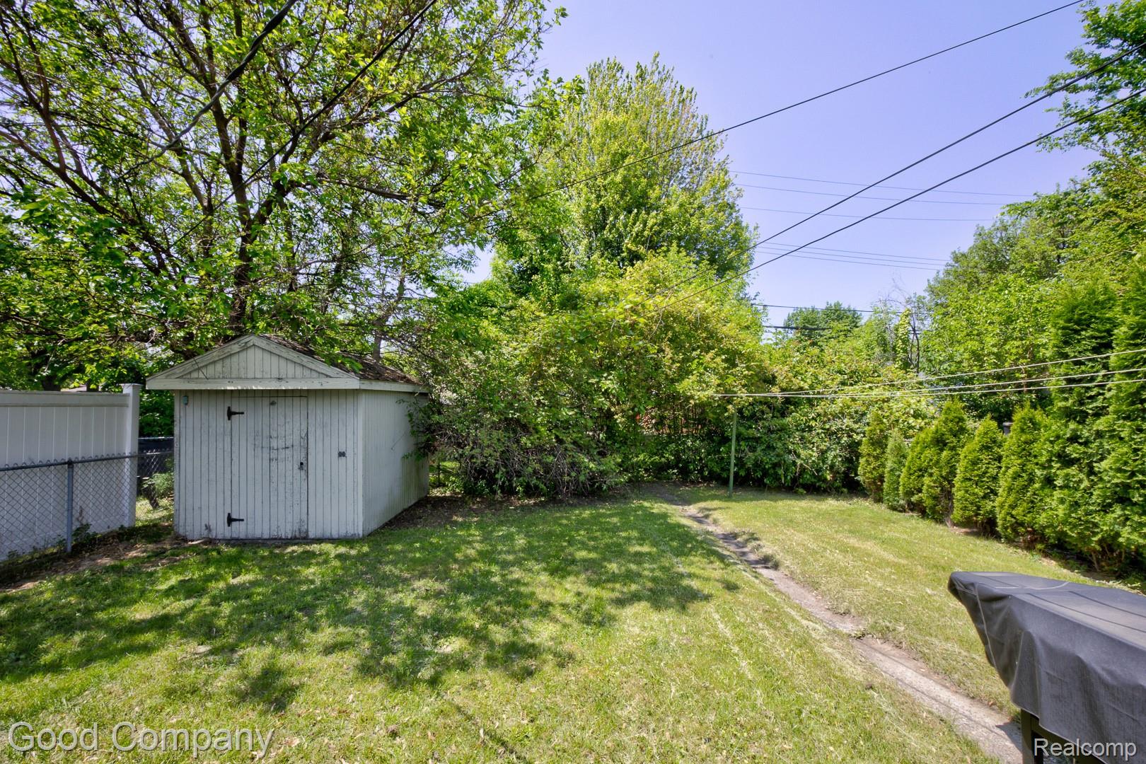 524 S Stephenson Highway Property Photo 35