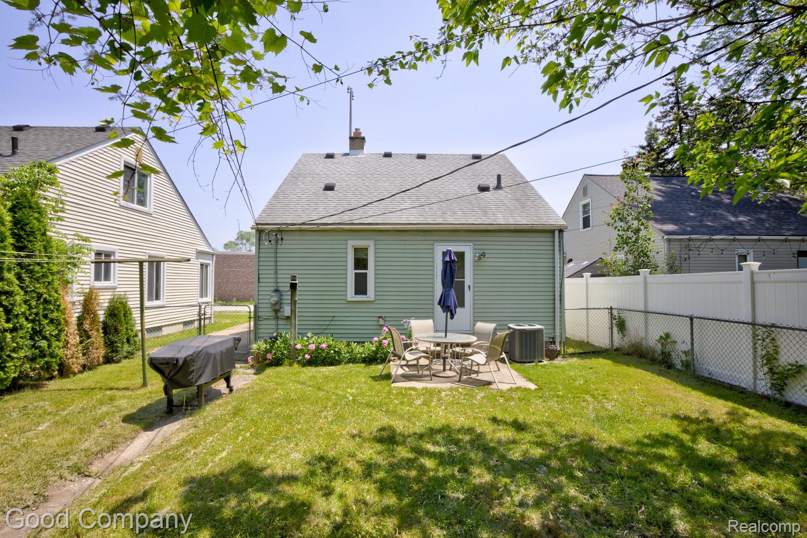 524 S Stephenson Highway Property Photo 38