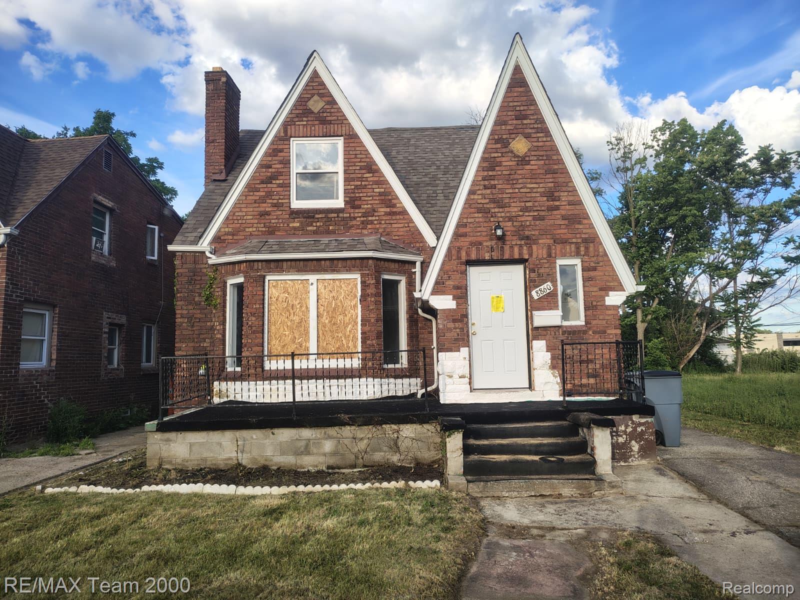 8860 Appoline Street Property Photo 1