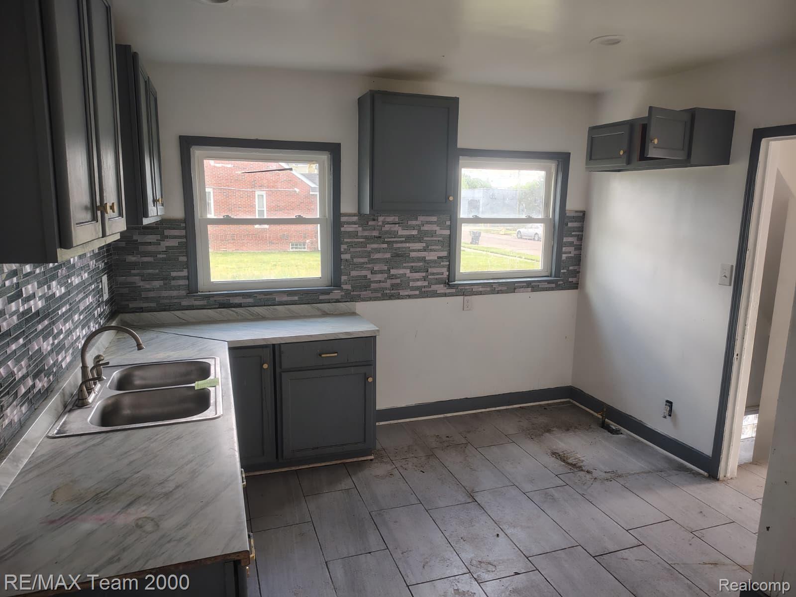 8860 Appoline Street Property Photo 17