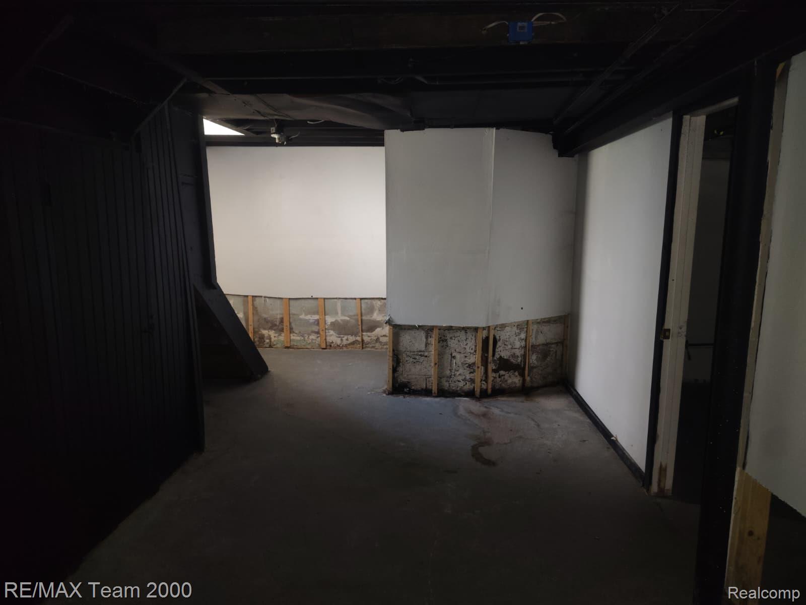 8860 Appoline Street Property Photo 34