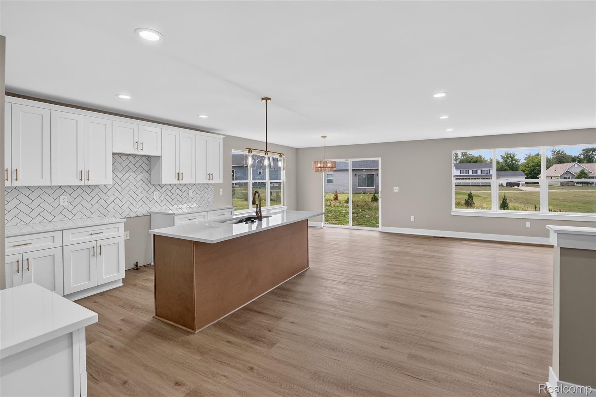 10206 Hunt Drive Property Photo 22