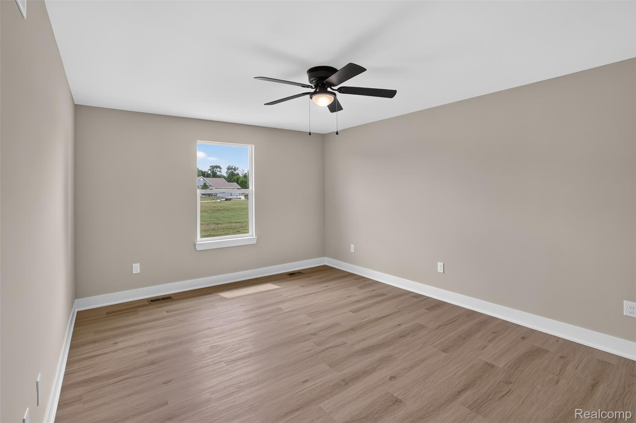 10206 Hunt Drive Property Photo 33