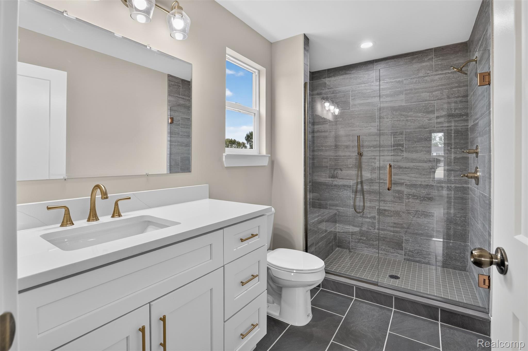 10206 Hunt Drive Property Photo 36