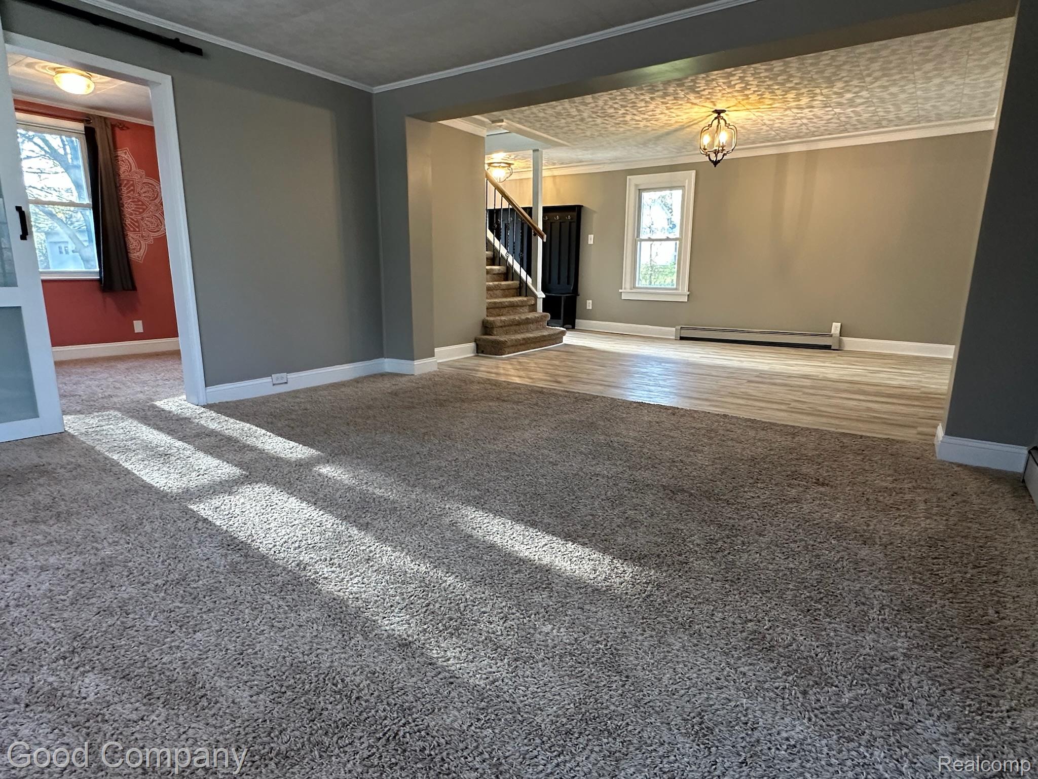 720 W Commerce Road Property Photo 5