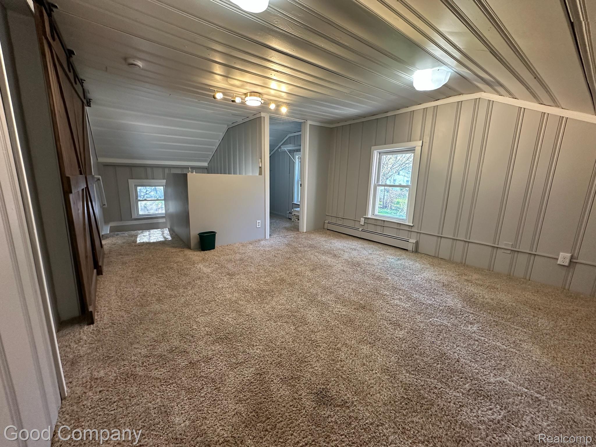 720 W Commerce Road Property Photo 10
