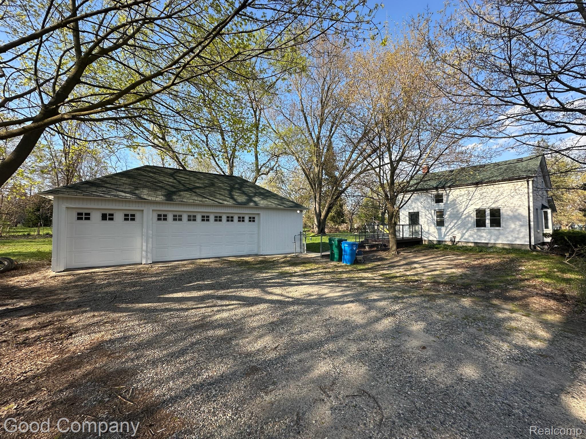 720 W Commerce Road Property Photo 18