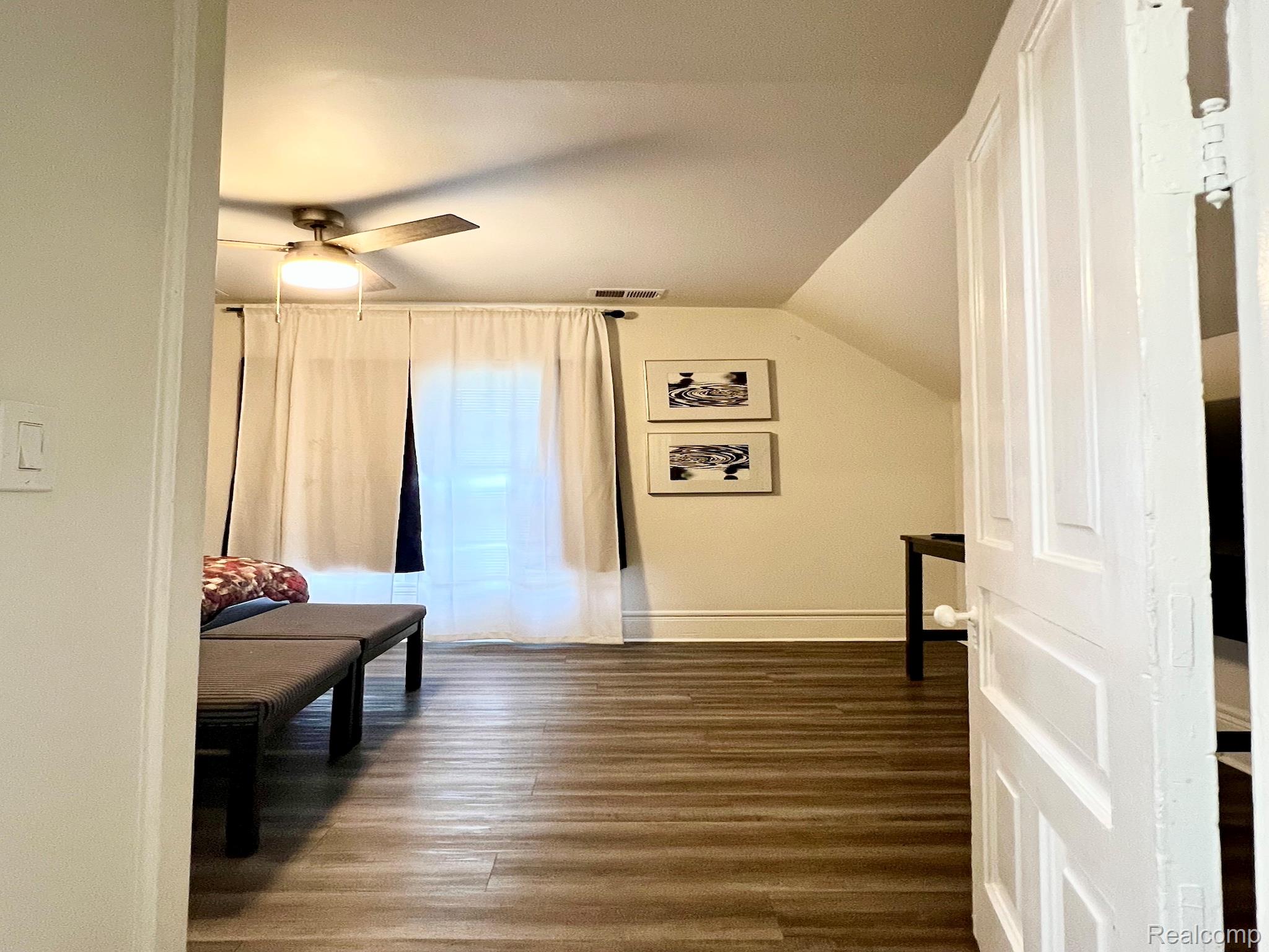 3838 Bagley Street Property Photo 14