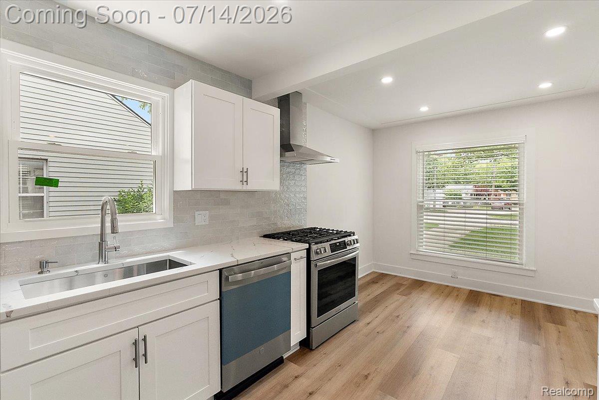2155 E 8 Mile Road Property Photo 15