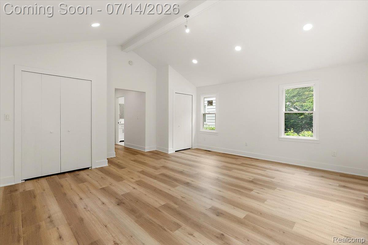 2155 E 8 Mile Road Property Photo 18
