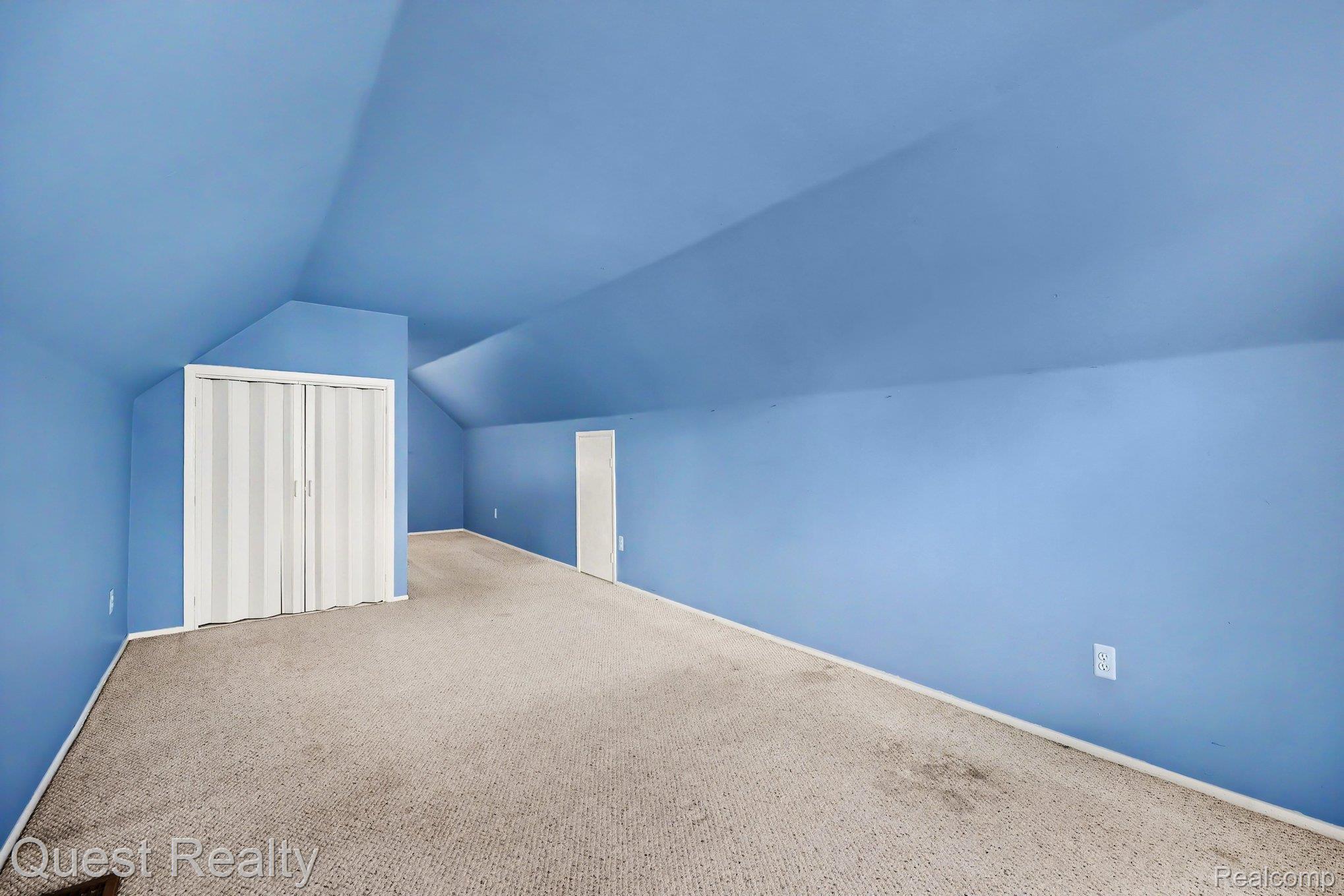 25074 Waldorf Street Property Photo 20