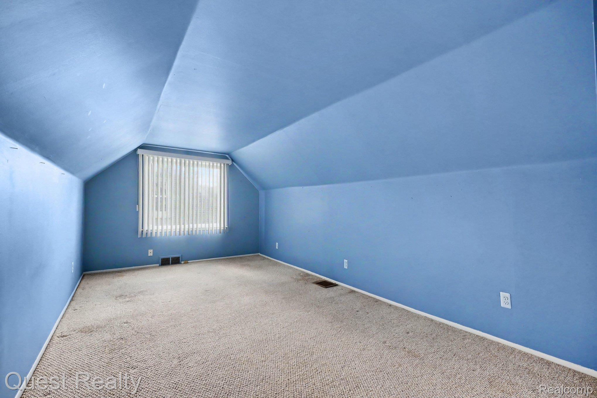 25074 Waldorf Street Property Photo 21