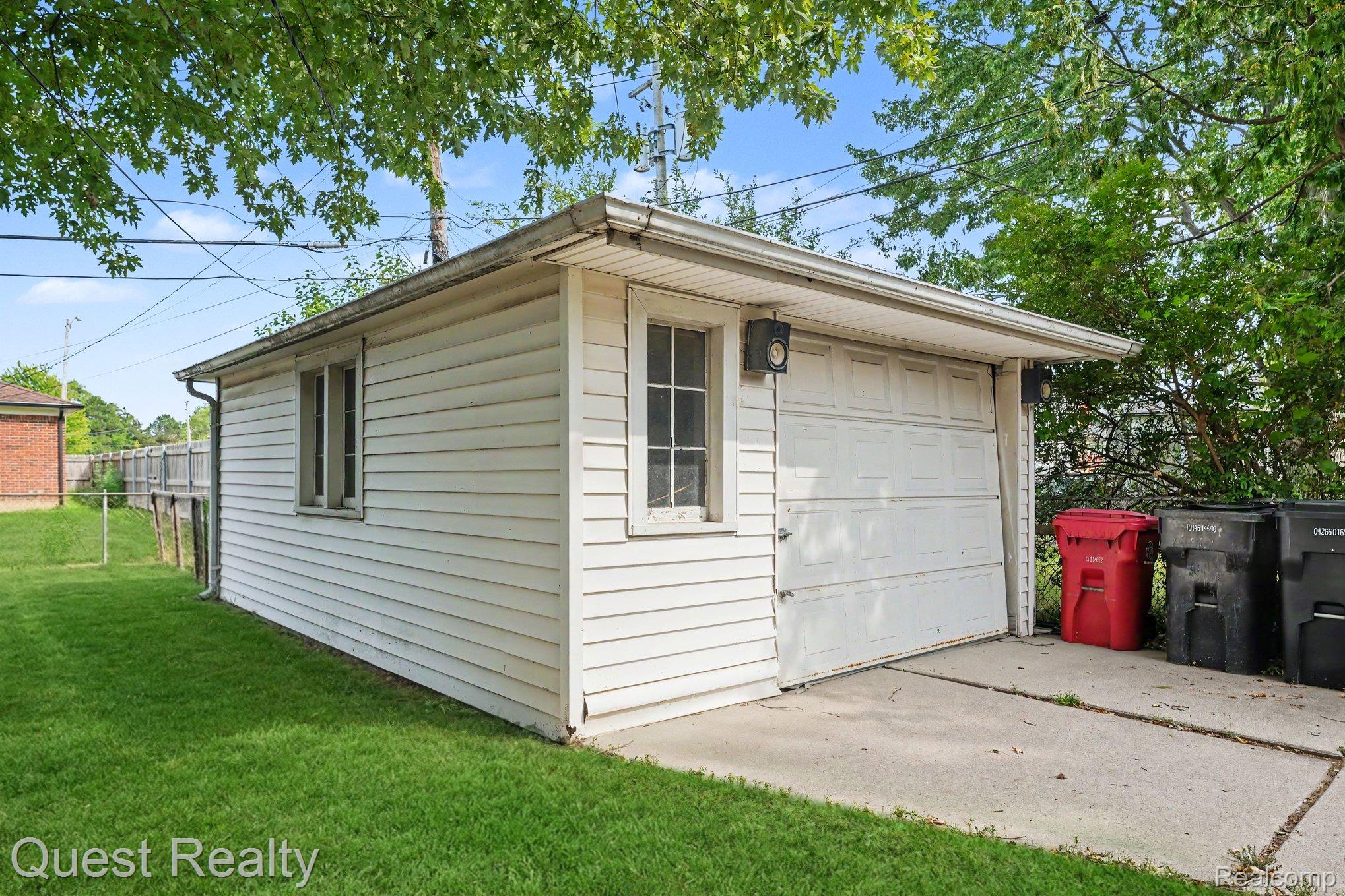 25074 Waldorf Street Property Photo 26
