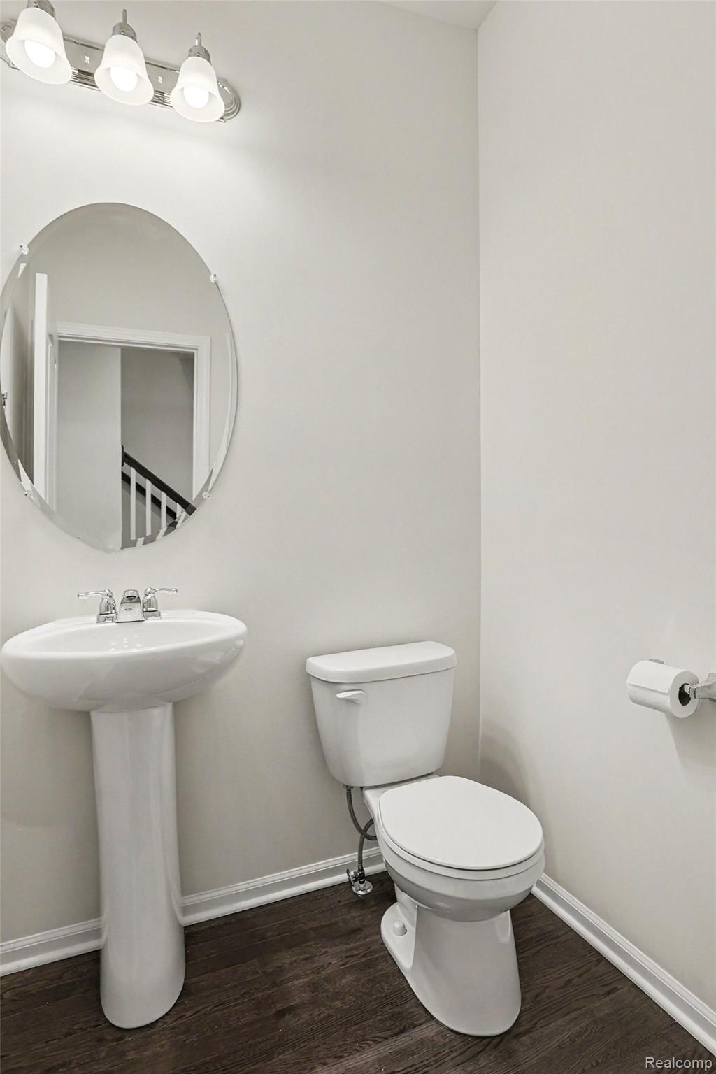 4871 Broomfield Way Property Photo 12