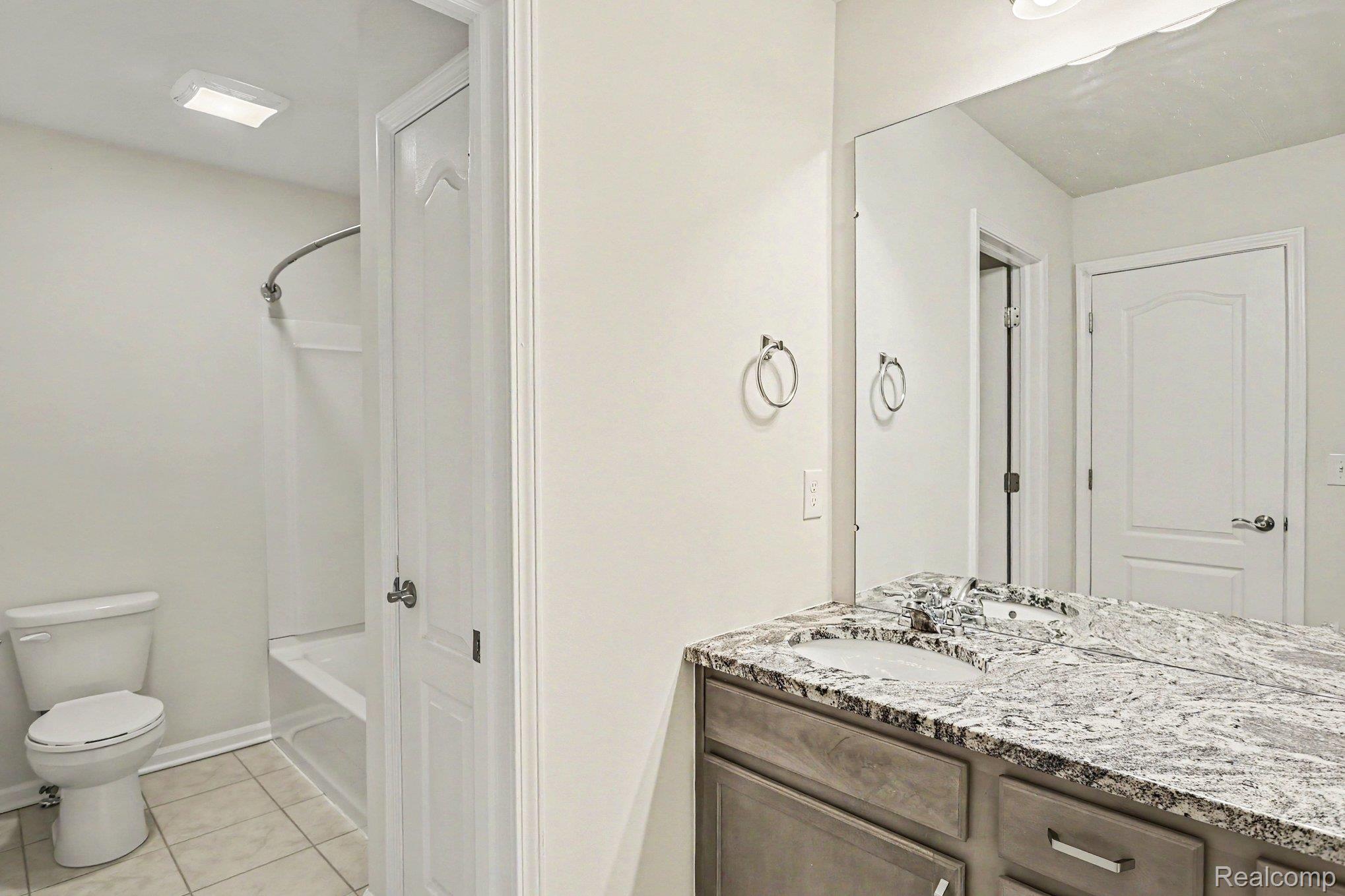 4871 Broomfield Way Property Photo 20