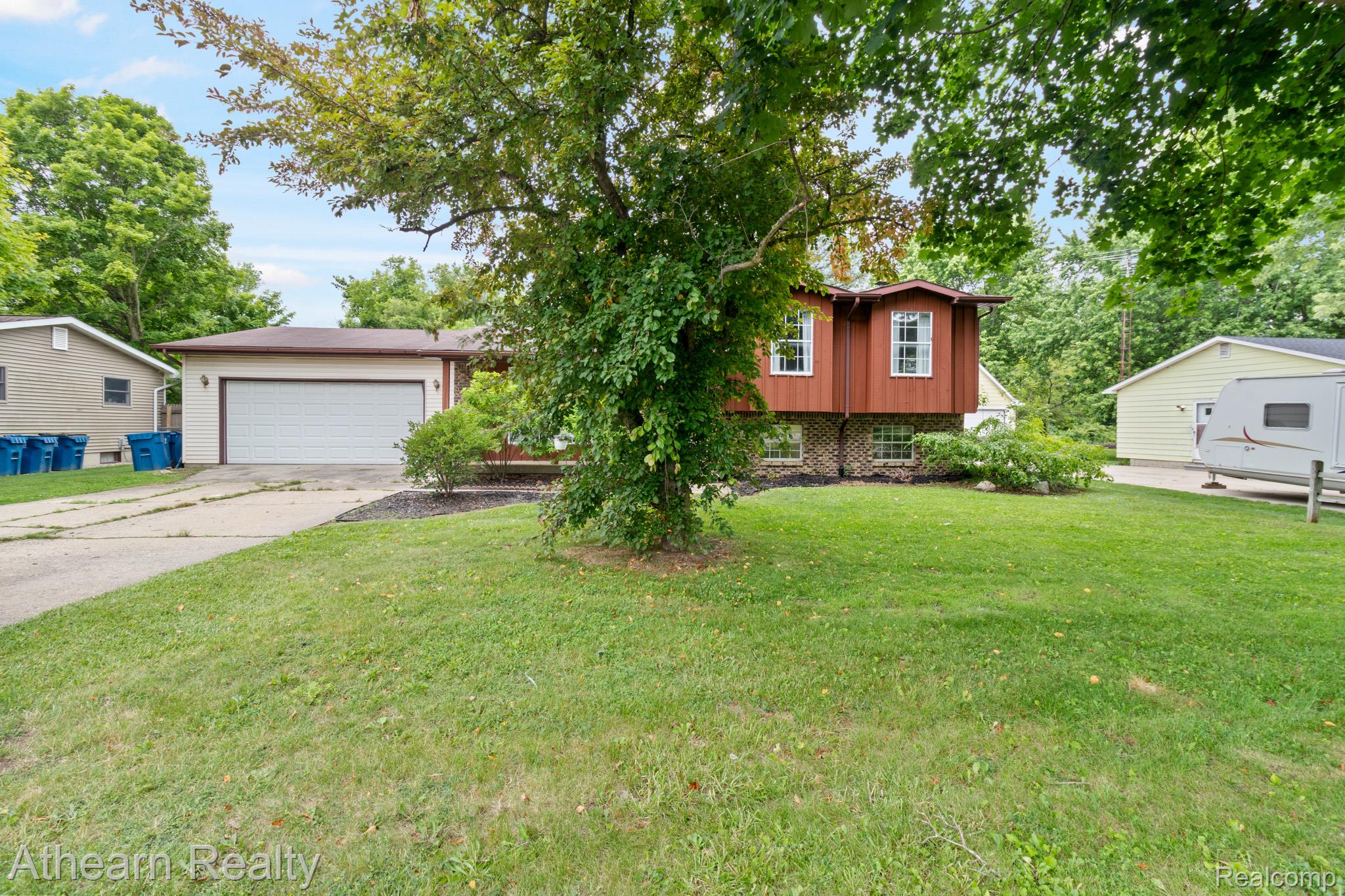 7156 Sharp Road Property Photo 2