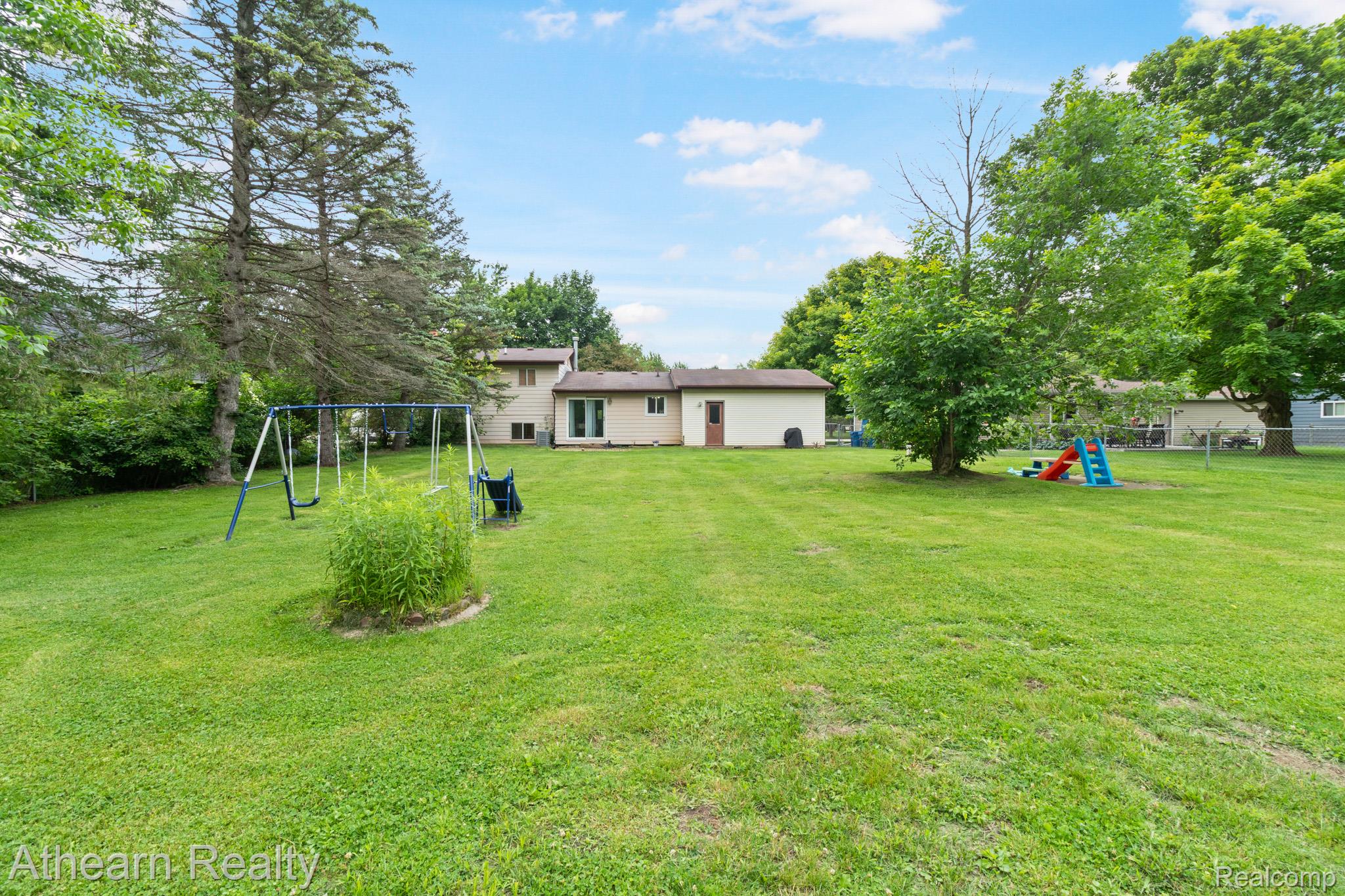 7156 Sharp Road Property Photo 6