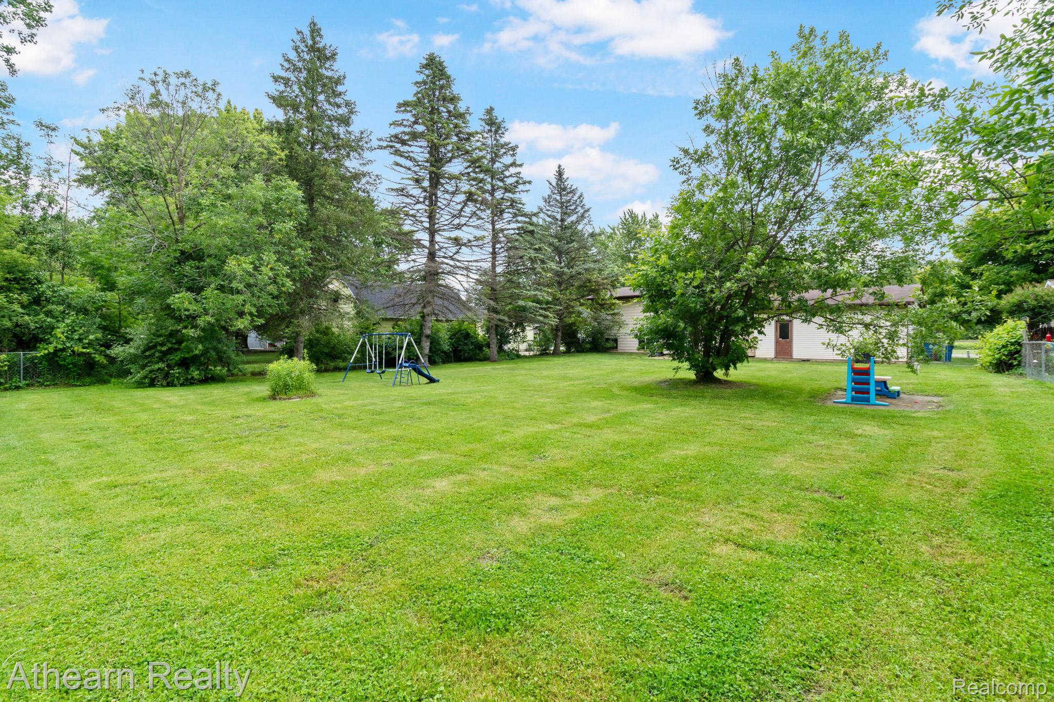 7156 Sharp Road Property Photo 7