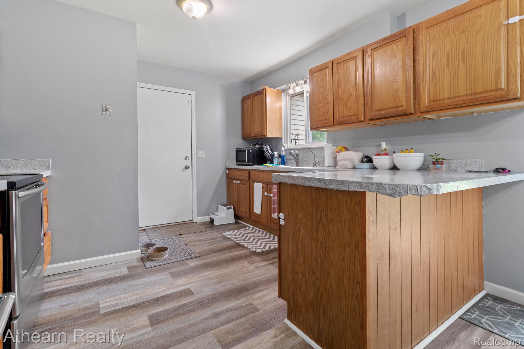 7156 Sharp Road Property Photo 14