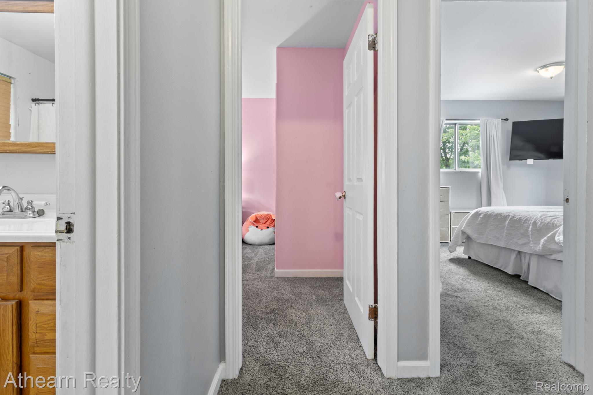 7156 Sharp Road Property Photo 20