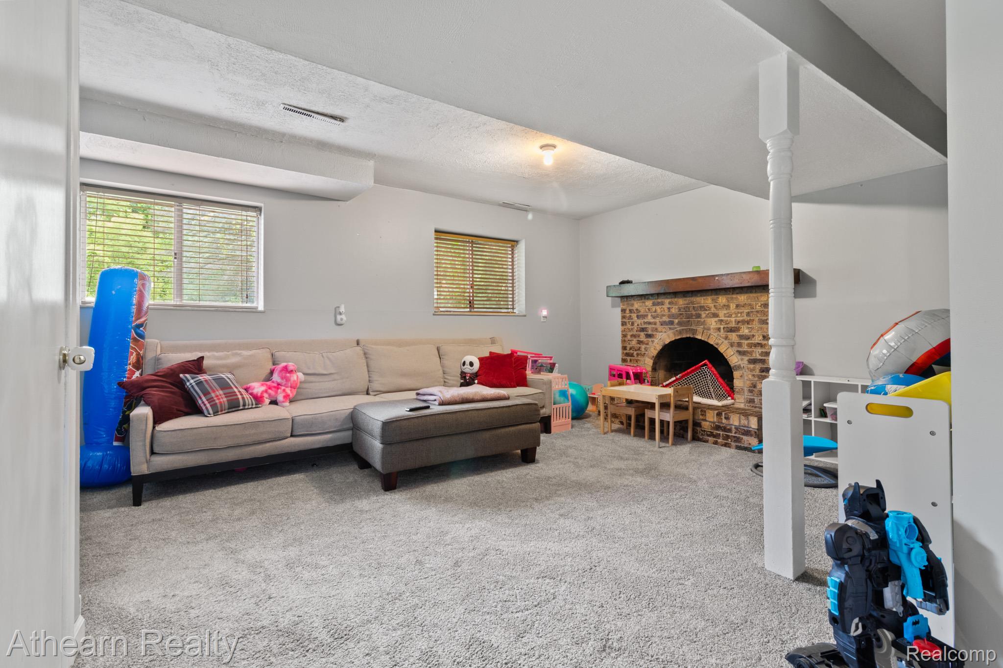 7156 Sharp Road Property Photo 25