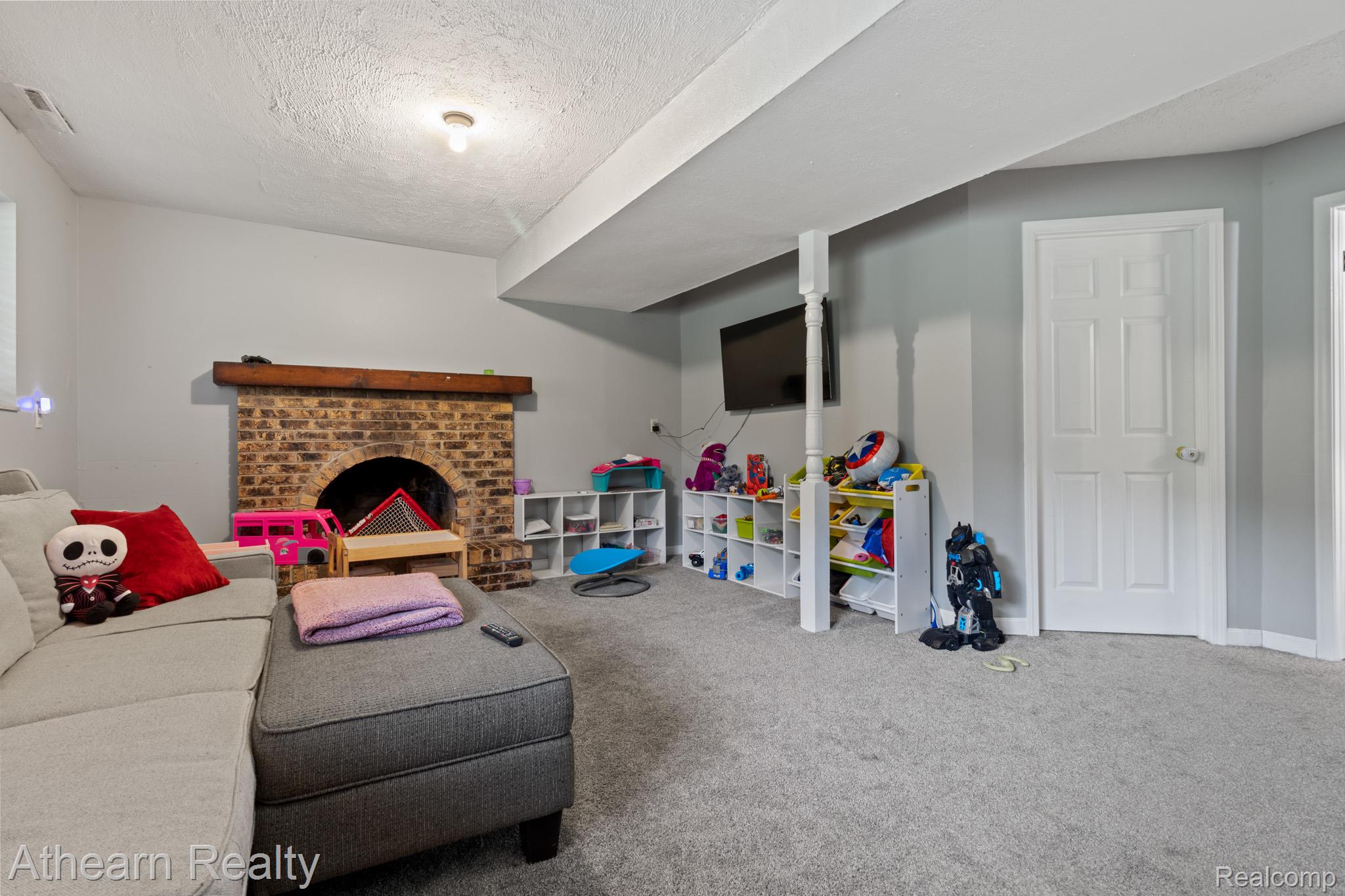 7156 Sharp Road Property Photo 27
