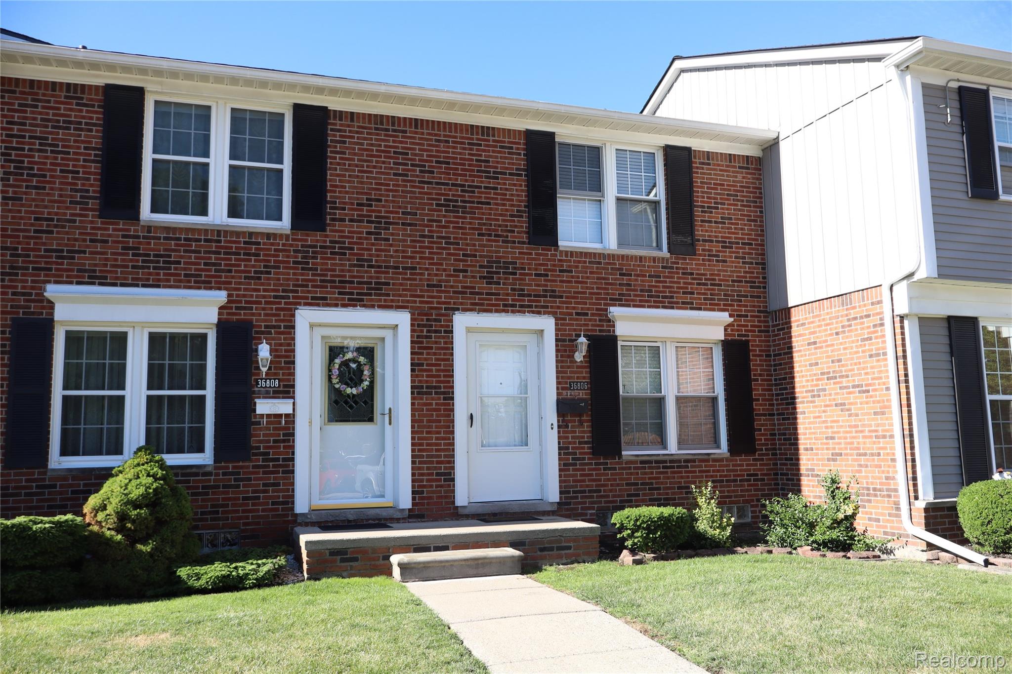 36806 Park Place Drive Property Photo 1