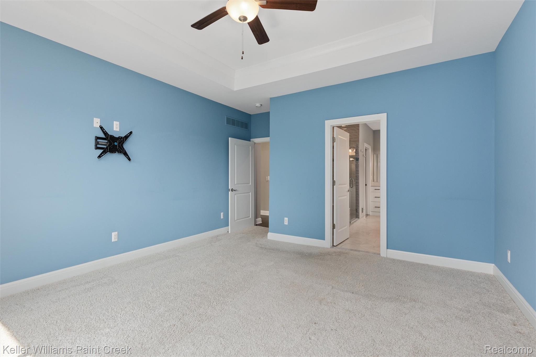 2100 Shane Court Property Photo 14